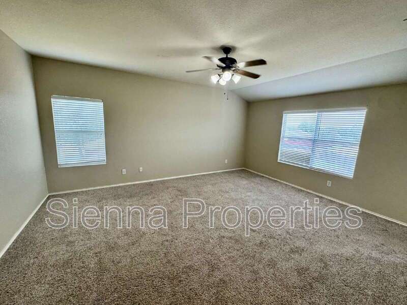 Leander: Old Town Village property image