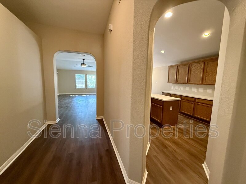 Buda: Whispering Hollow property image