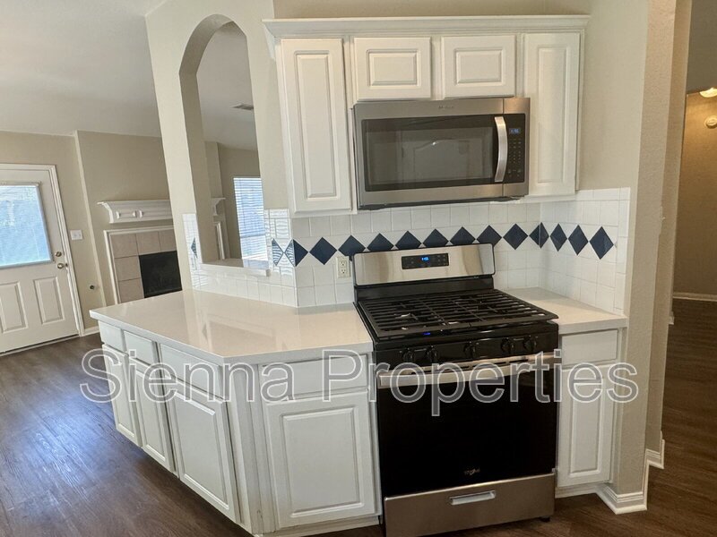 Round Rock: Recently Updated 3BD 2BA Home for Lease property image