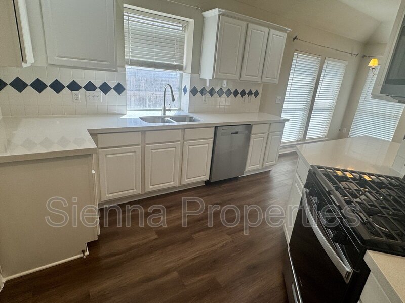 Round Rock: Recently Updated 3BD 2BA Home for Lease property image