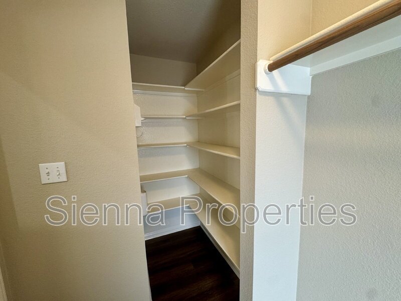 Round Rock: Recently Updated 3BD 2BA Home for Lease property image