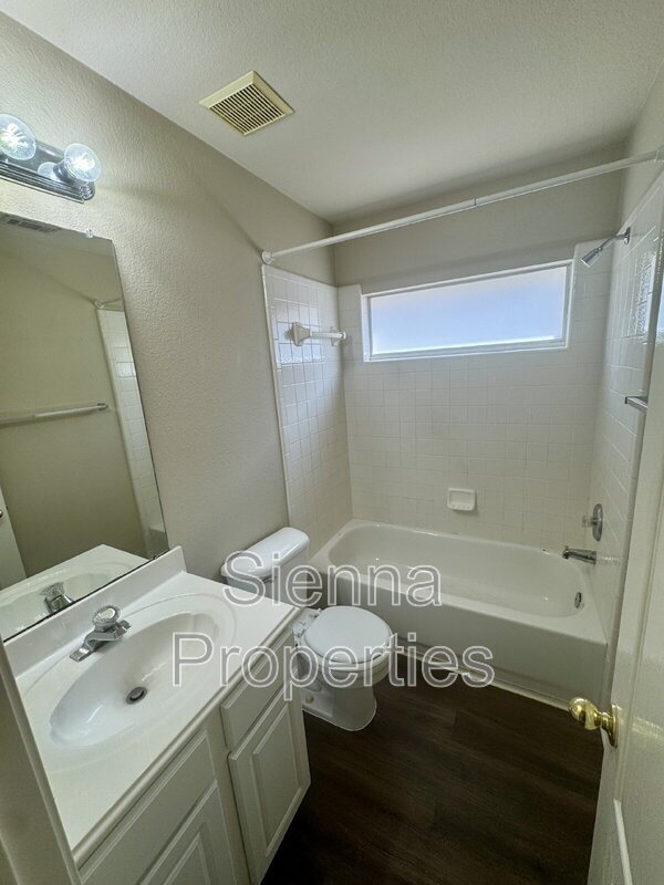 Round Rock: Recently Updated 3BD 2BA Home for Lease property image