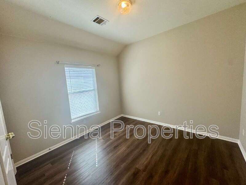 Round Rock: Recently Updated 3BD 2BA Home for Lease property image
