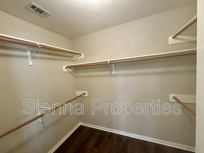 Round Rock: Recently Updated 3BD 2BA Home for Lease property image