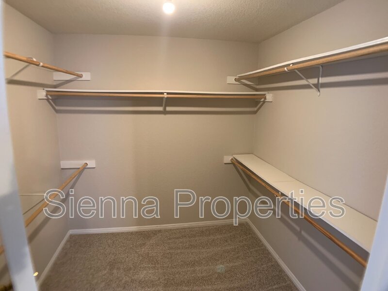 South Austin: Updated 2BD 2BA Duplex for Lease property image