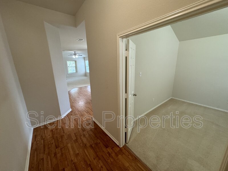 2209 Christoff Loop Austin, TX 78748 property image