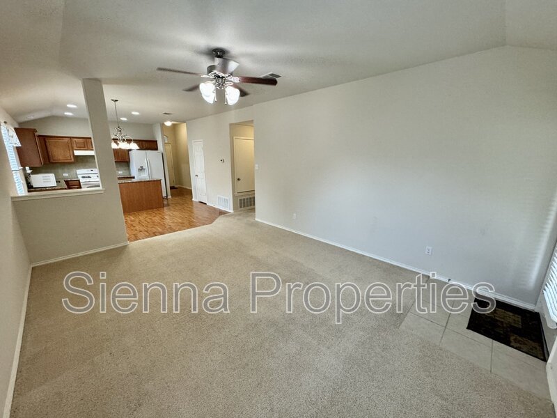 2209 Christoff Loop Austin, TX 78748 property image