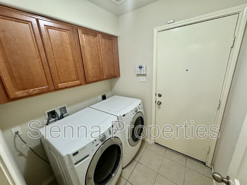 2209 Christoff Loop Austin, TX 78748 property image