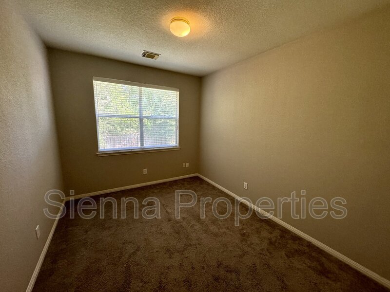 Cedar Park: Buttercup Creek: 4BD 3BA House for Lease property image