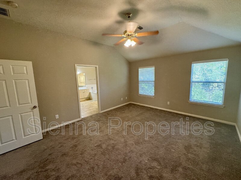 Cedar Park: Buttercup Creek: 4BD 3BA House for Lease property image