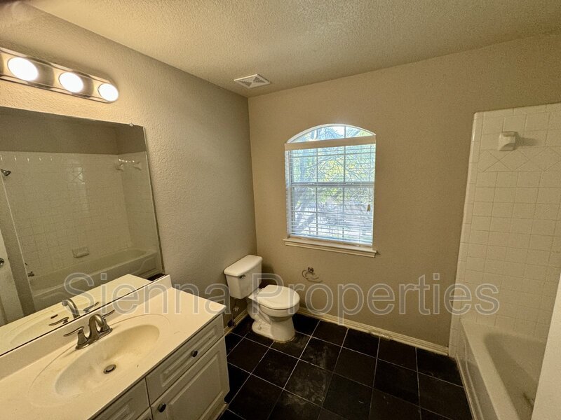 Cedar Park: Buttercup Creek: 4BD 3BA House for Lease property image