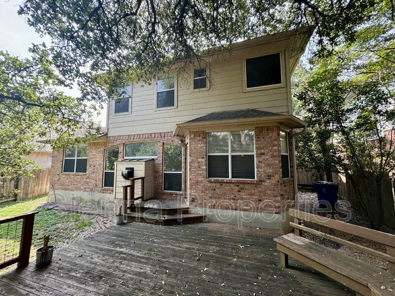 Cedar Park: Buttercup Creek: 4BD 3BA House for Lease property image