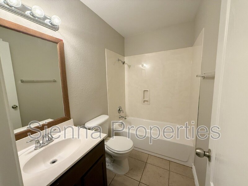 Buda: Garlic Creek: 3BD 2BA Home for Rent property image