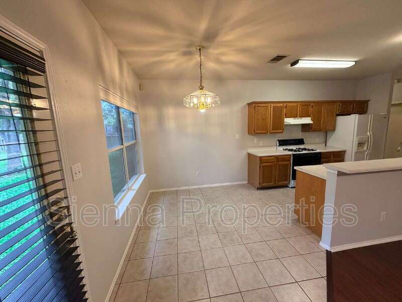 Cedar Park: Crossing at Carriage Hills property image