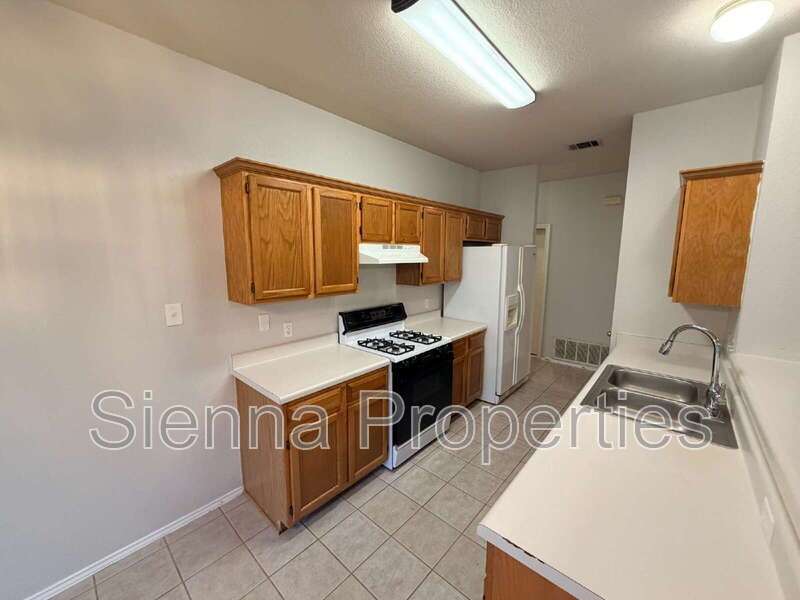 Cedar Park: Crossing at Carriage Hills property image