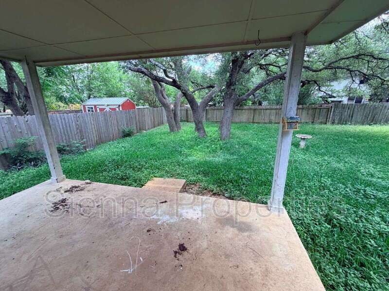 Cedar Park: Crossing at Carriage Hills property image
