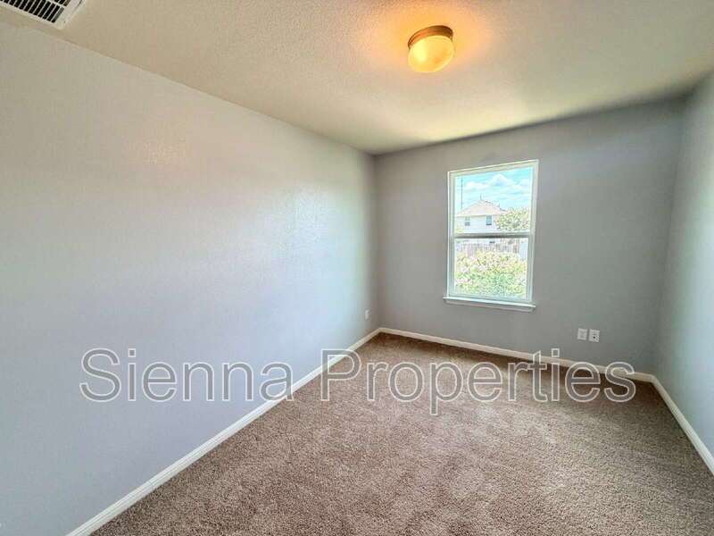 3 Bed / 2.5 Bath Home in Blanco Vista property image