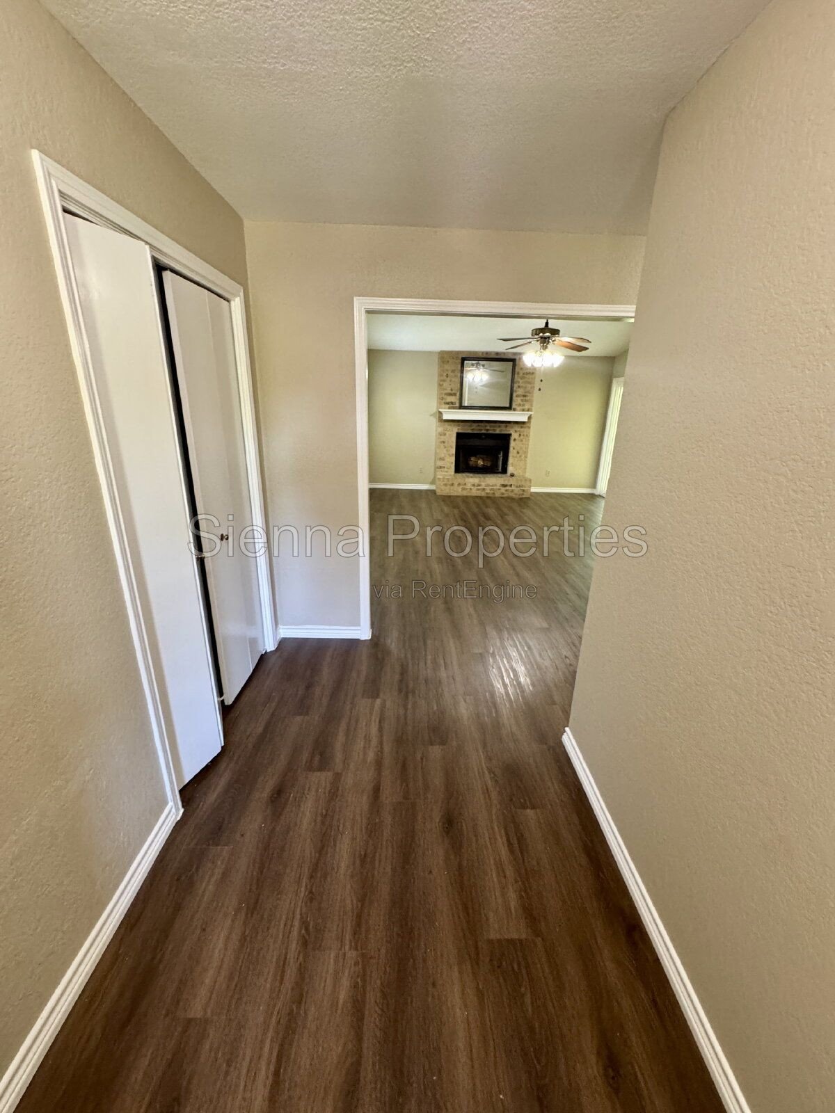 South Austin: 3 Bed 2 Bath Home For Lease property image