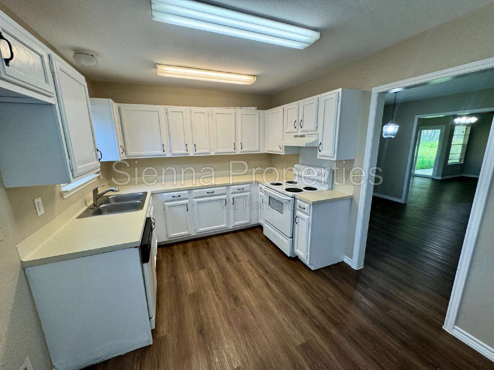 South Austin: 3 Bed 2 Bath Home For Lease property image