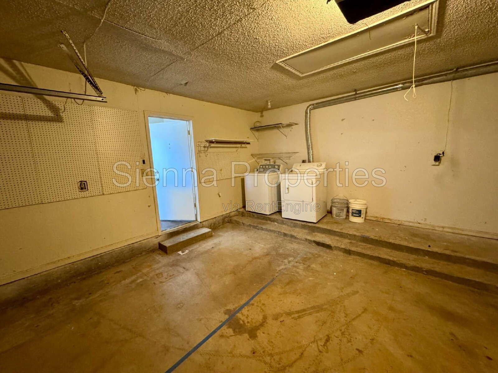South Austin: 3 Bed 2 Bath Home For Lease property image
