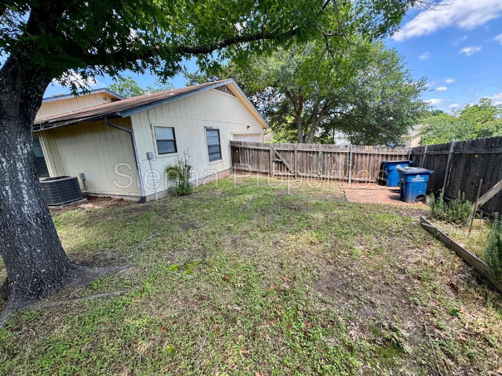 South Austin: 3 Bed 2 Bath Home For Lease property image