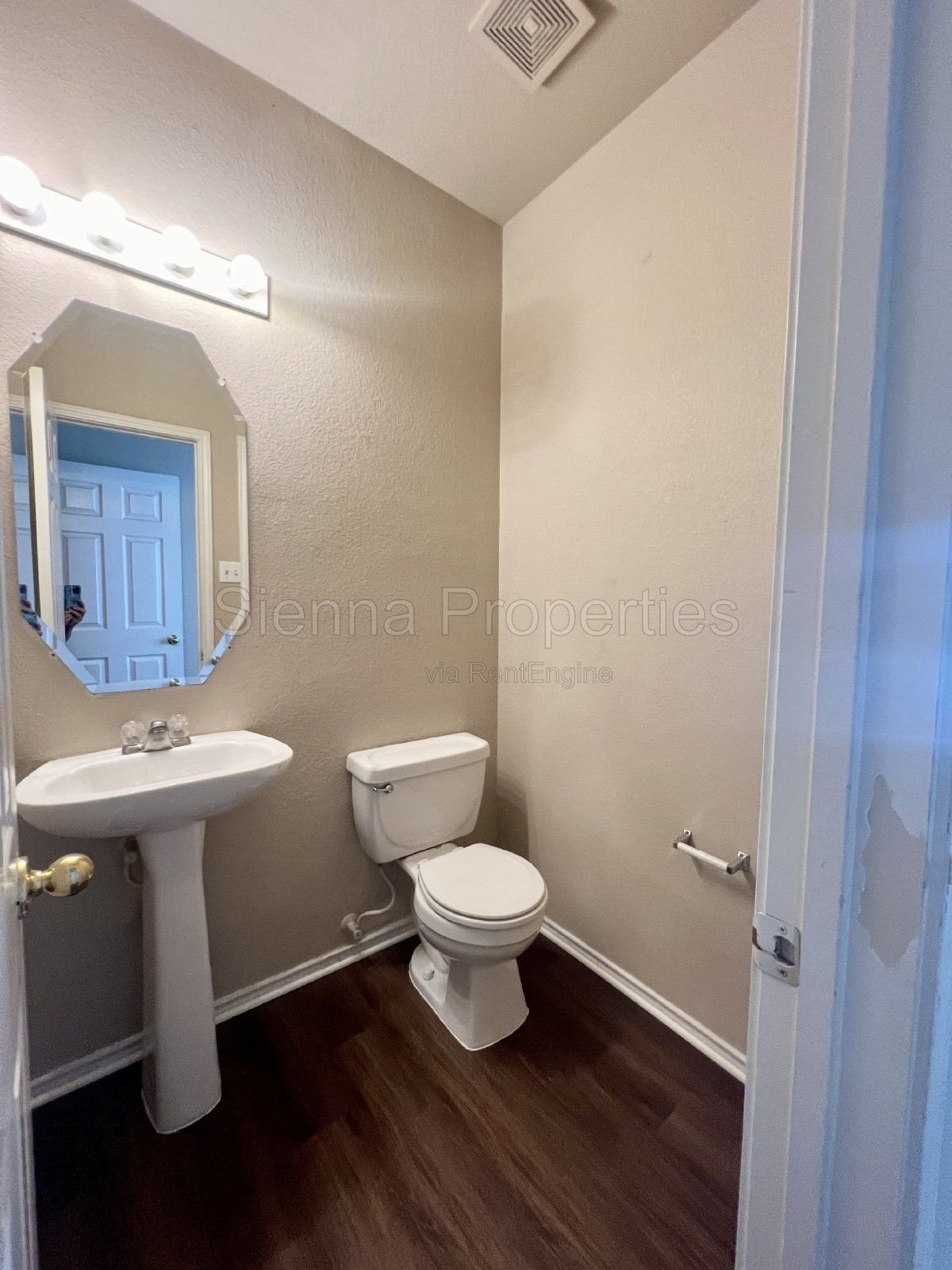 Kyle Tx: 3BD 2.5BA home for rent in Plum Creek property image