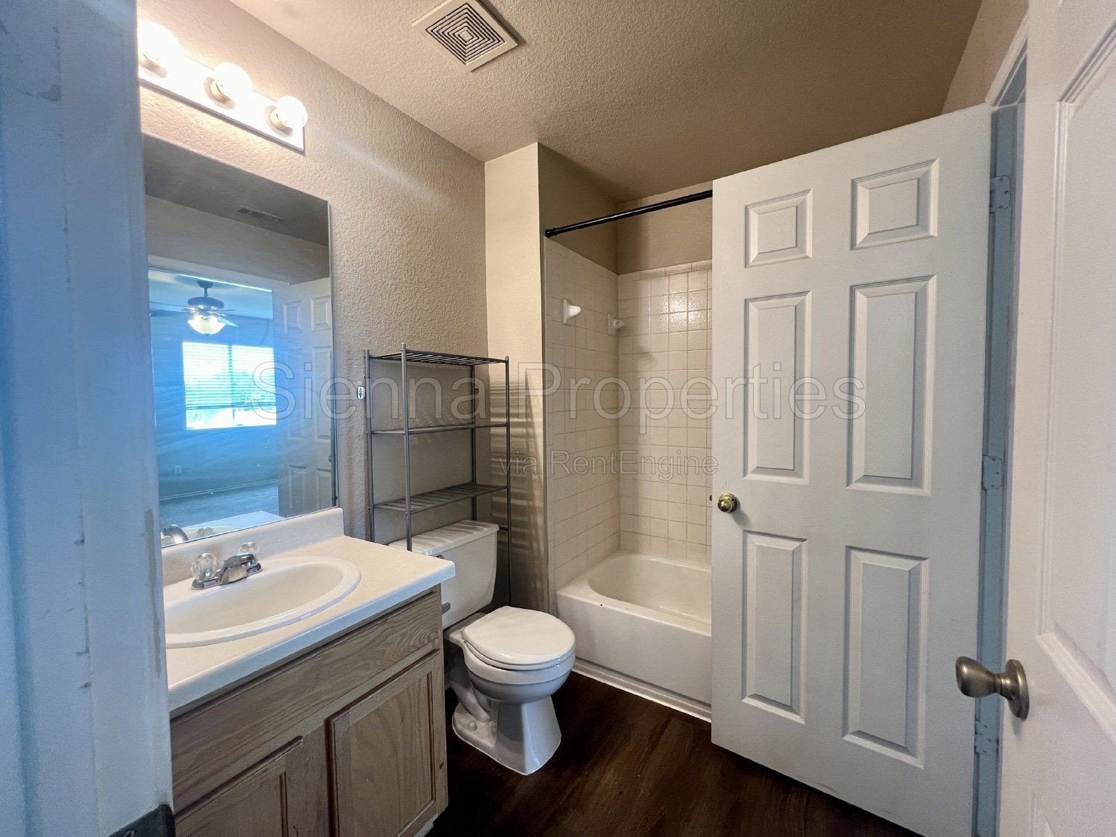Kyle Tx: 3BD 2.5BA home for rent in Plum Creek property image