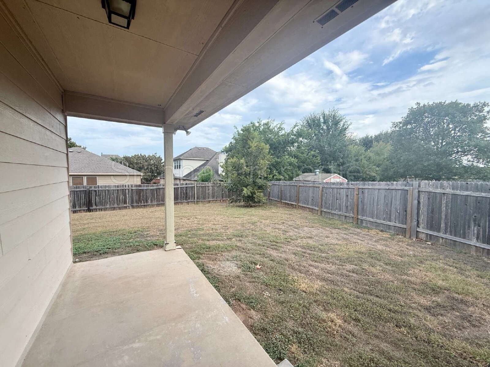 One Story in Garlic Creek property image