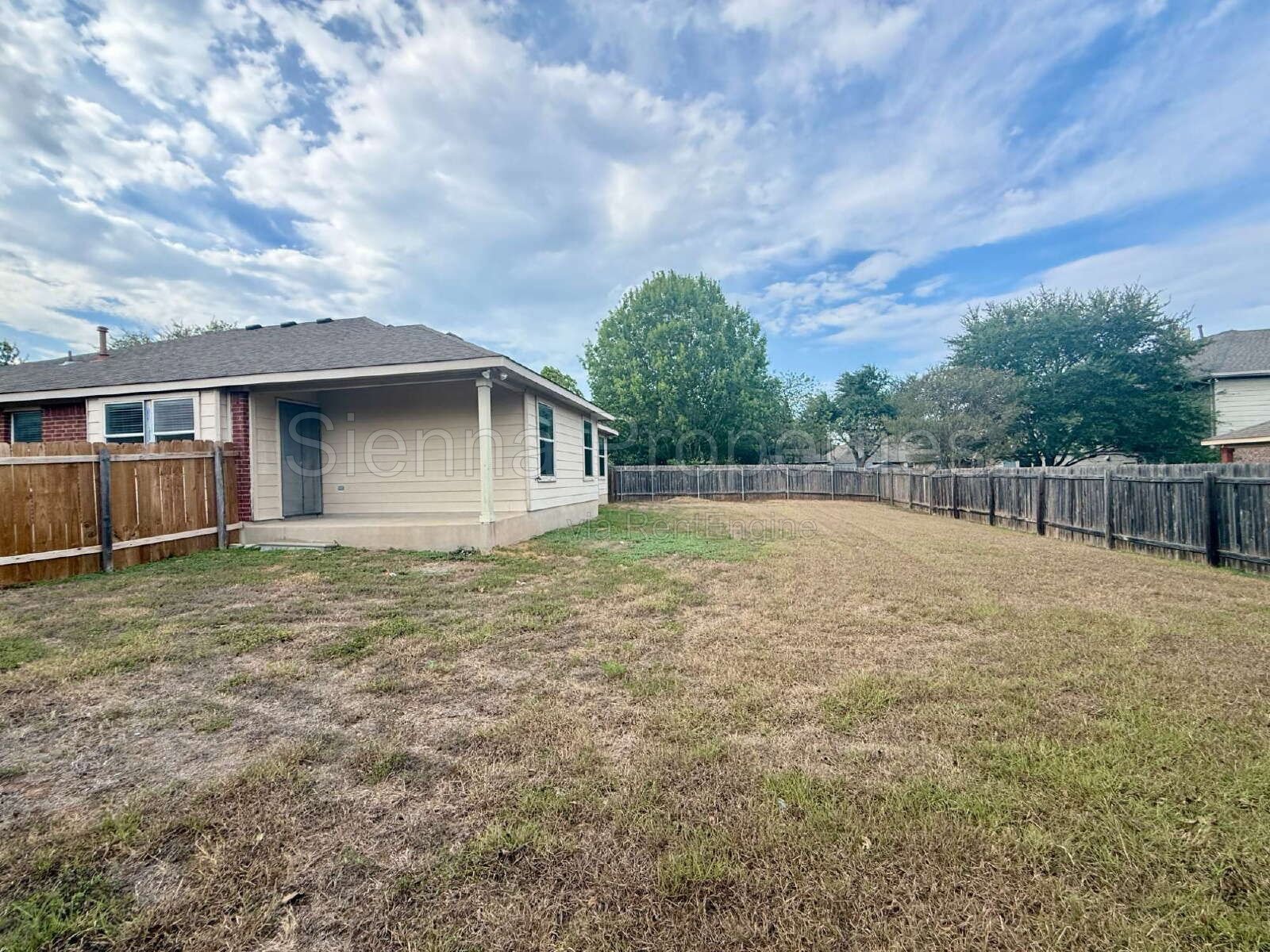 One Story in Garlic Creek property image