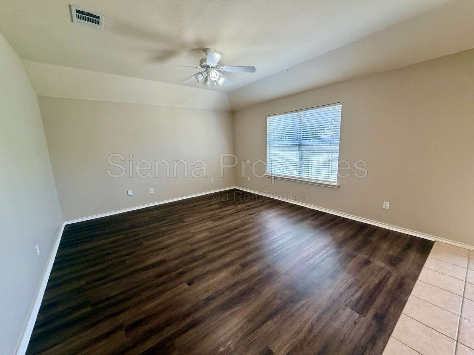 Leander: North Creek property image