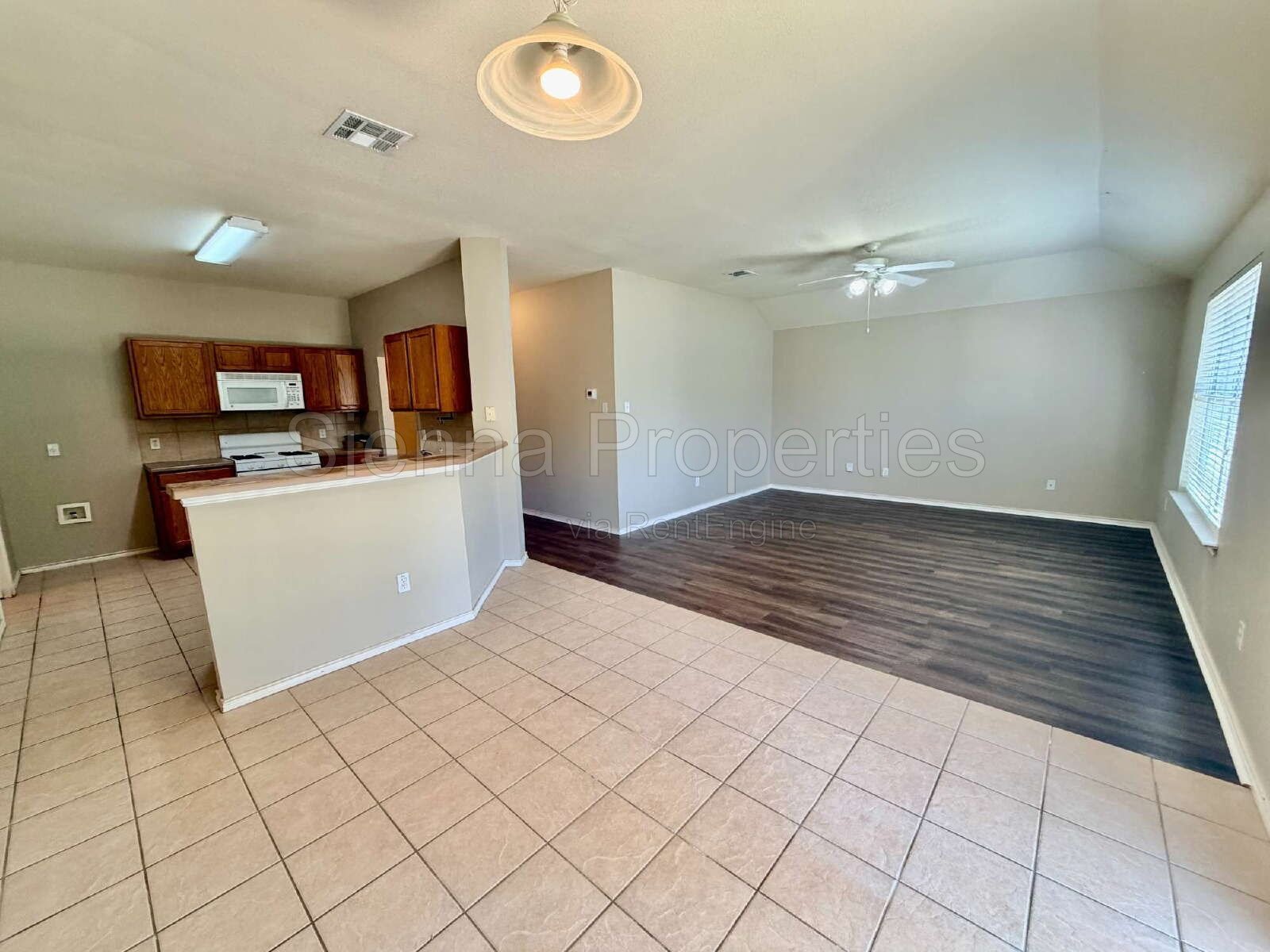 Leander: North Creek property image