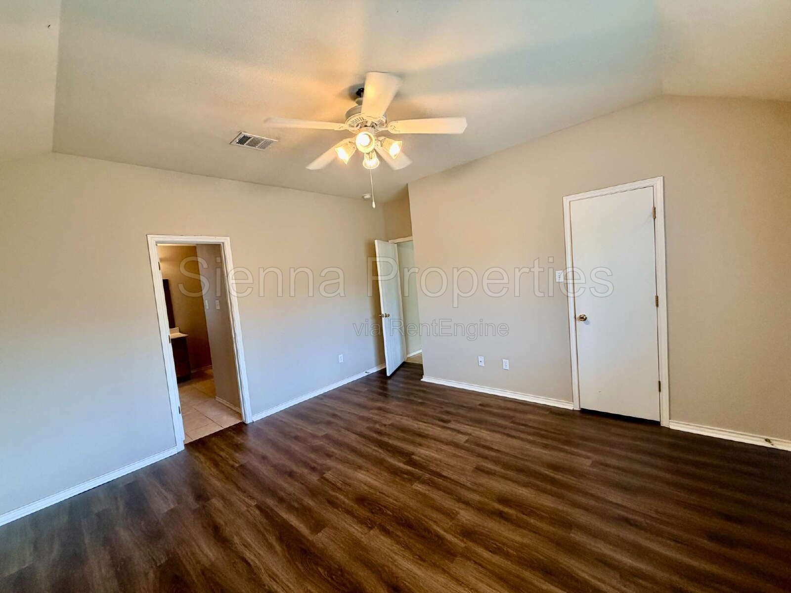 Leander: North Creek property image
