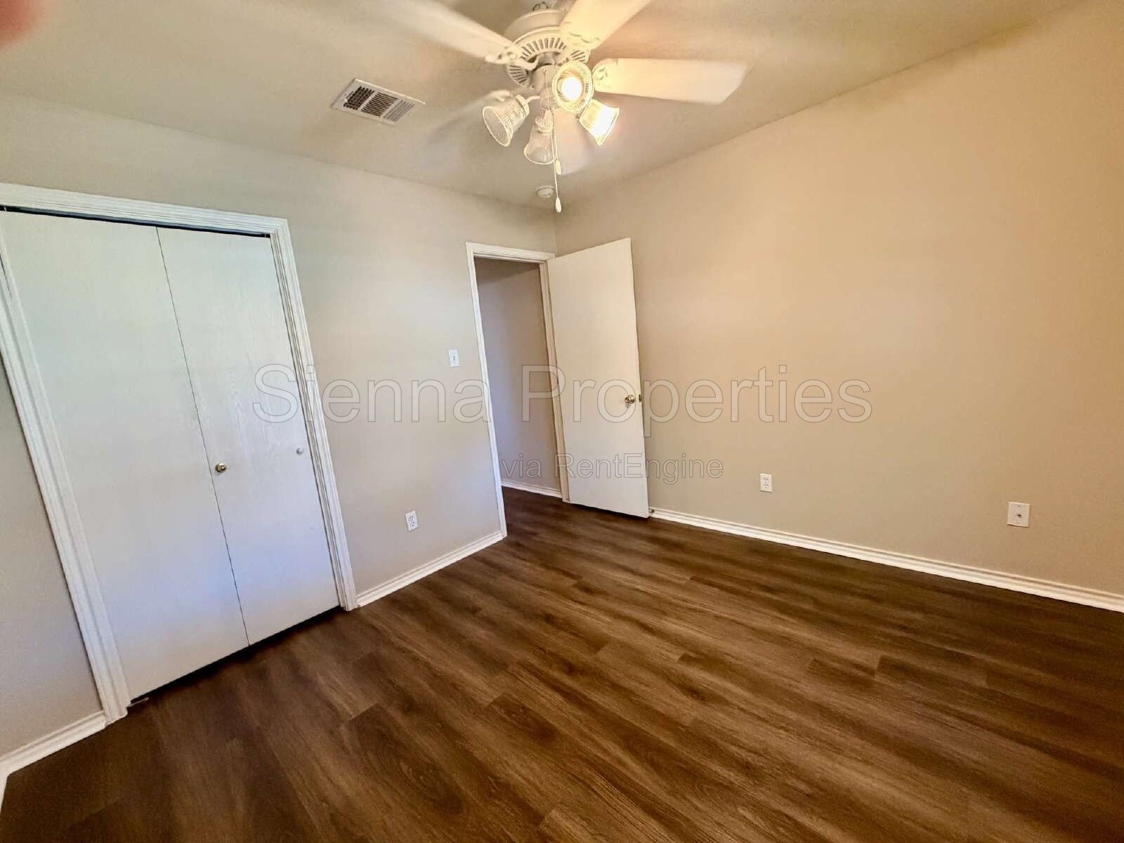 Leander: North Creek property image
