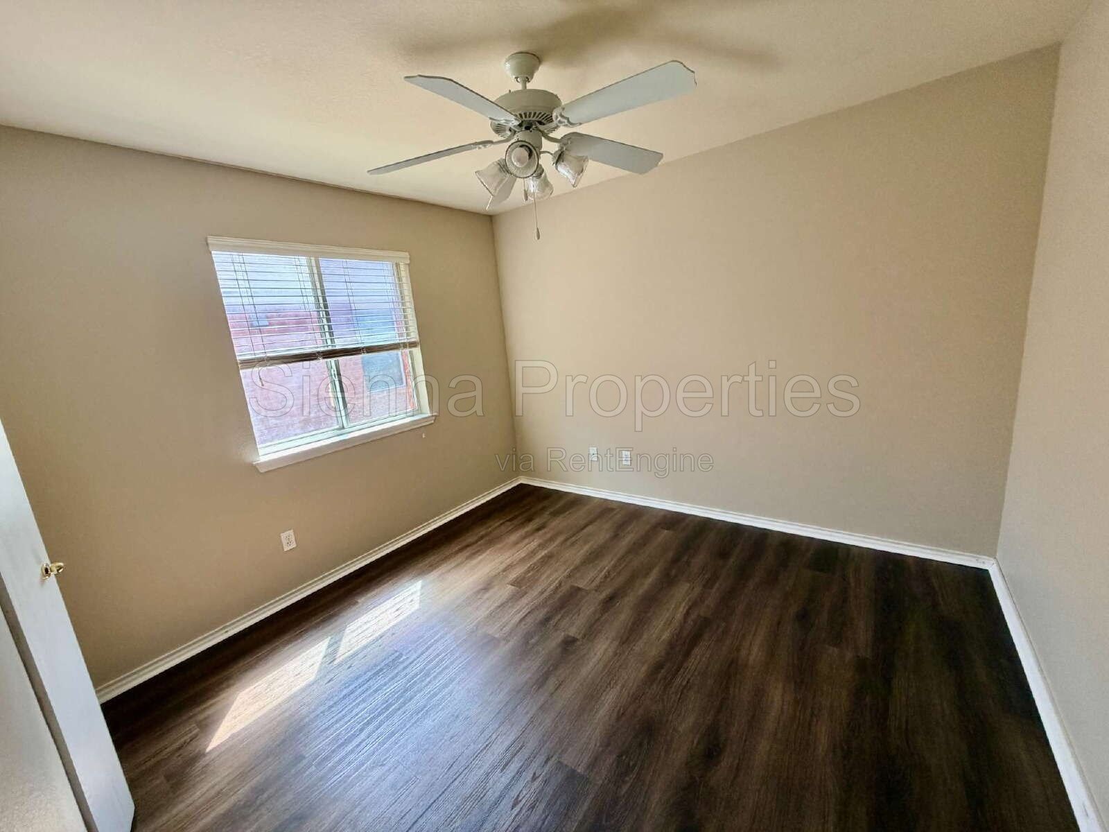 Leander: North Creek property image